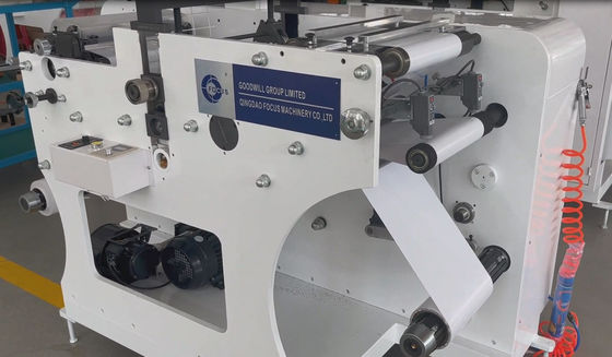 Döner Otomatik Yapışkanlı Etiket Kalıp Kesme ve Yarma Makinesi, Yüksek Hassasiyetli Kalıp Kesme Ünitesi ile